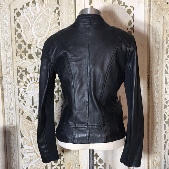 Marc New York Andrew Marc woman’s small black leather jacket - Picture 5 of 9